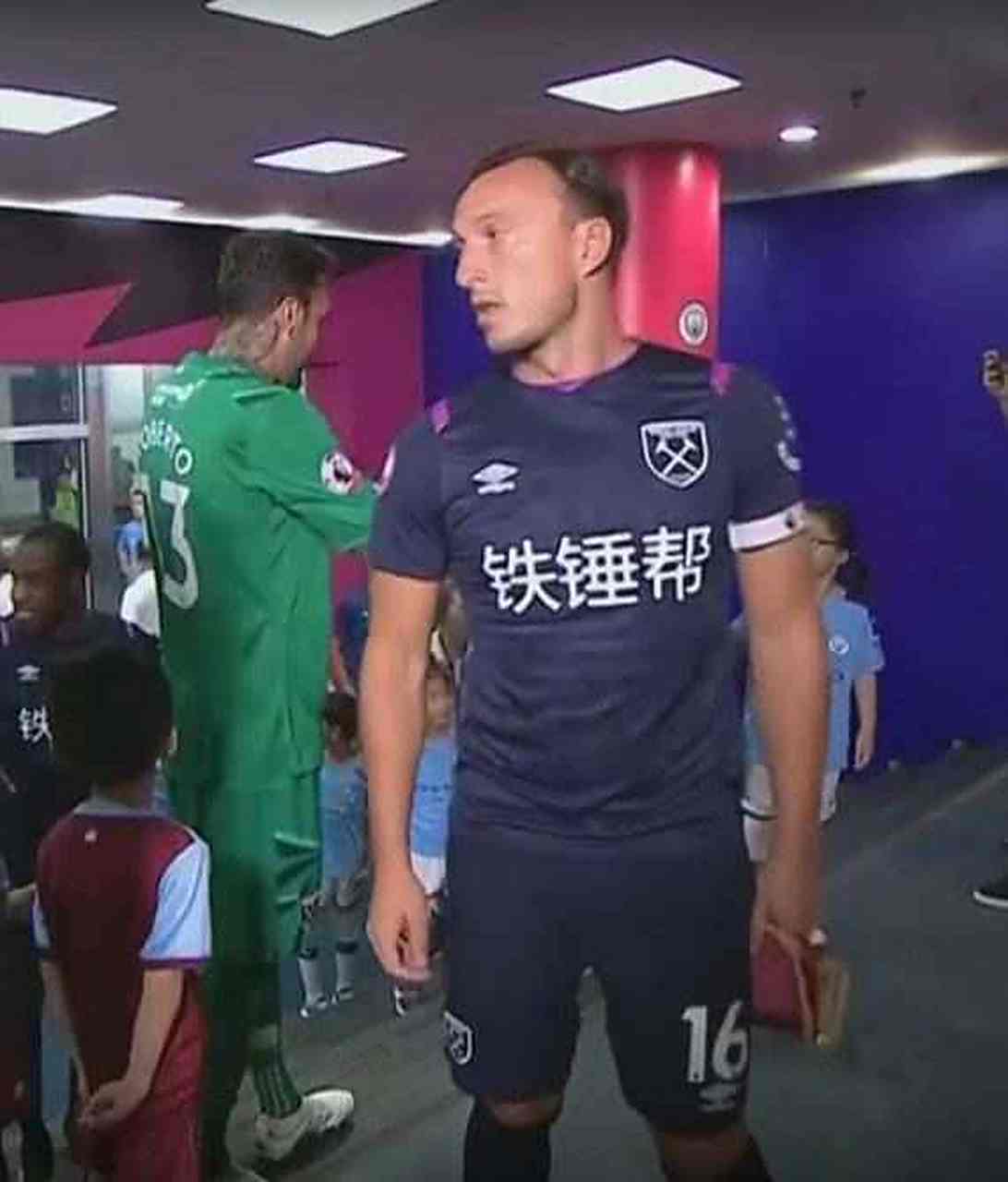 包含西汉姆联铁锤帮标志演变的词条 包含西汉姆联铁锤帮标志演变的词条